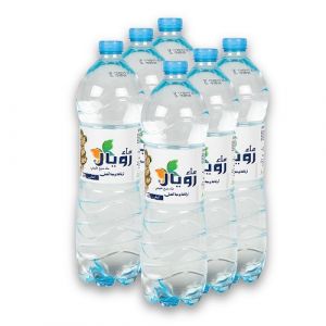 3 fardeaux d'eau de source naturelle 