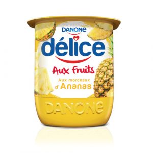 Yaourt aux morceaux d'ananas