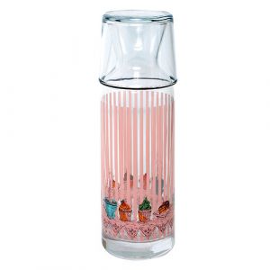 Carafe avec couvercle
