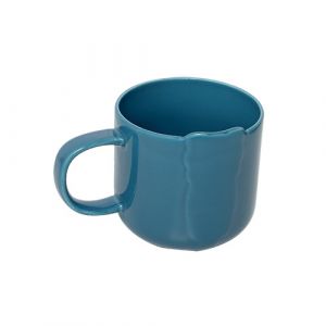 Mug en céramique bleu avec poignée