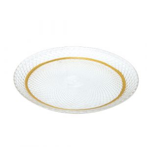 Assiette avec bordure dorée