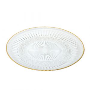 Assiette avec bordure dorée