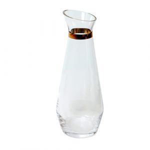 Carafe en verre avec bordure dorée