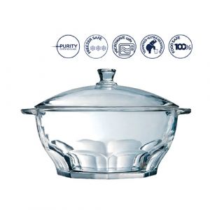 Casserole en verre avec couvercle