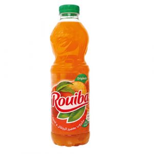 Boisson au jus orange pêche