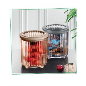 Boite en plastique avec couvercle