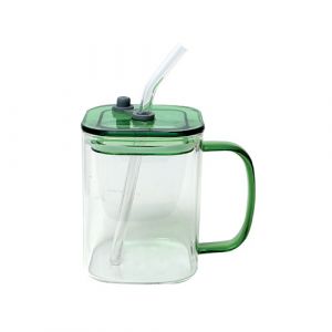 Tasse en verre avec couvercle et paille