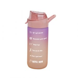 Bouteille d'eau rose clair